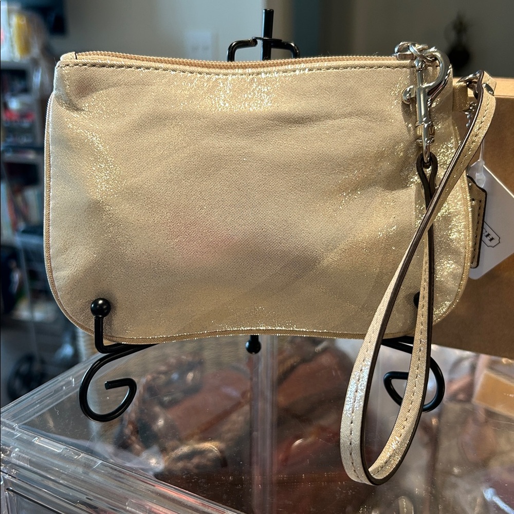Coach Metallic Gold Wristlet 6.25”x 4” NIB Comes with Shopping Bag & Tissue - Picture 3 of 7